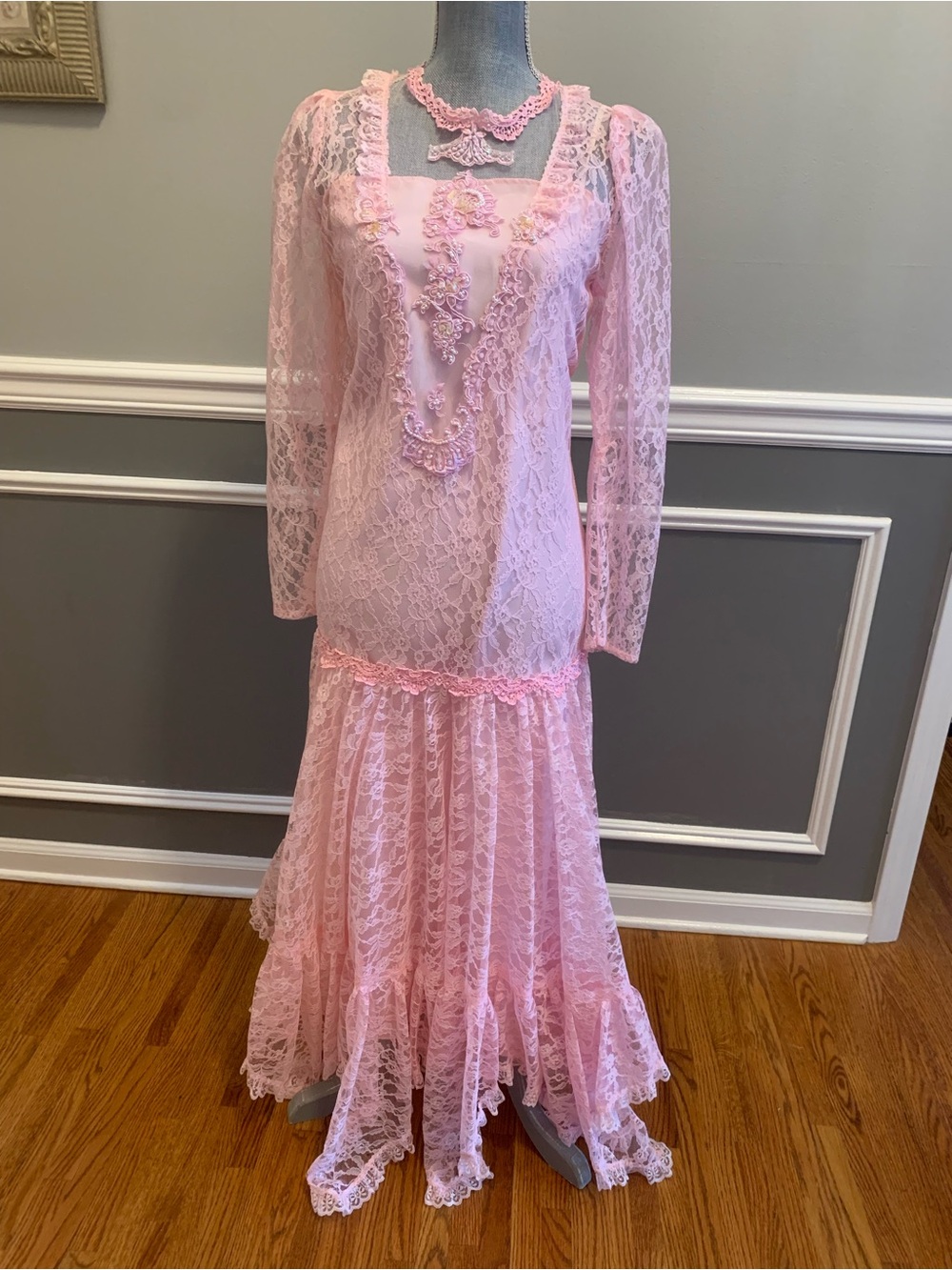 Vintage Lace Tiered Gown Romantic Pink Victorian Style Women’s Size Large